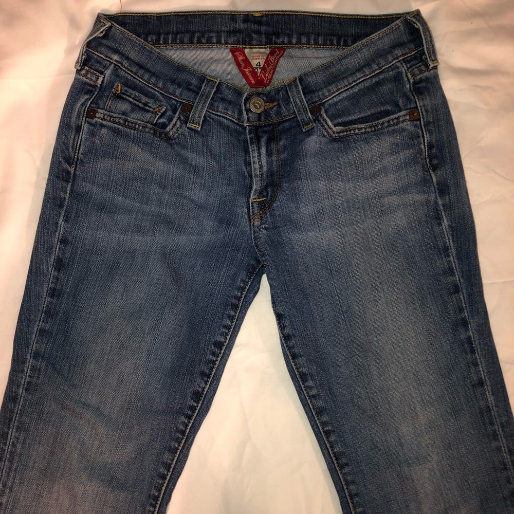Lucky Brand ladies jeans 4/27 GUC, pre-washed,